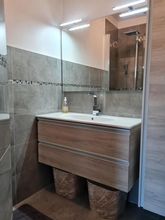 Apartamento Le Rooftop - Hyper Centre - 5 Pers - Climatisation Cassis Exterior foto